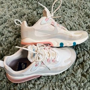 Nike Air70 React